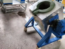 铝合金熔炼炉工作原理与关键技术参数详解