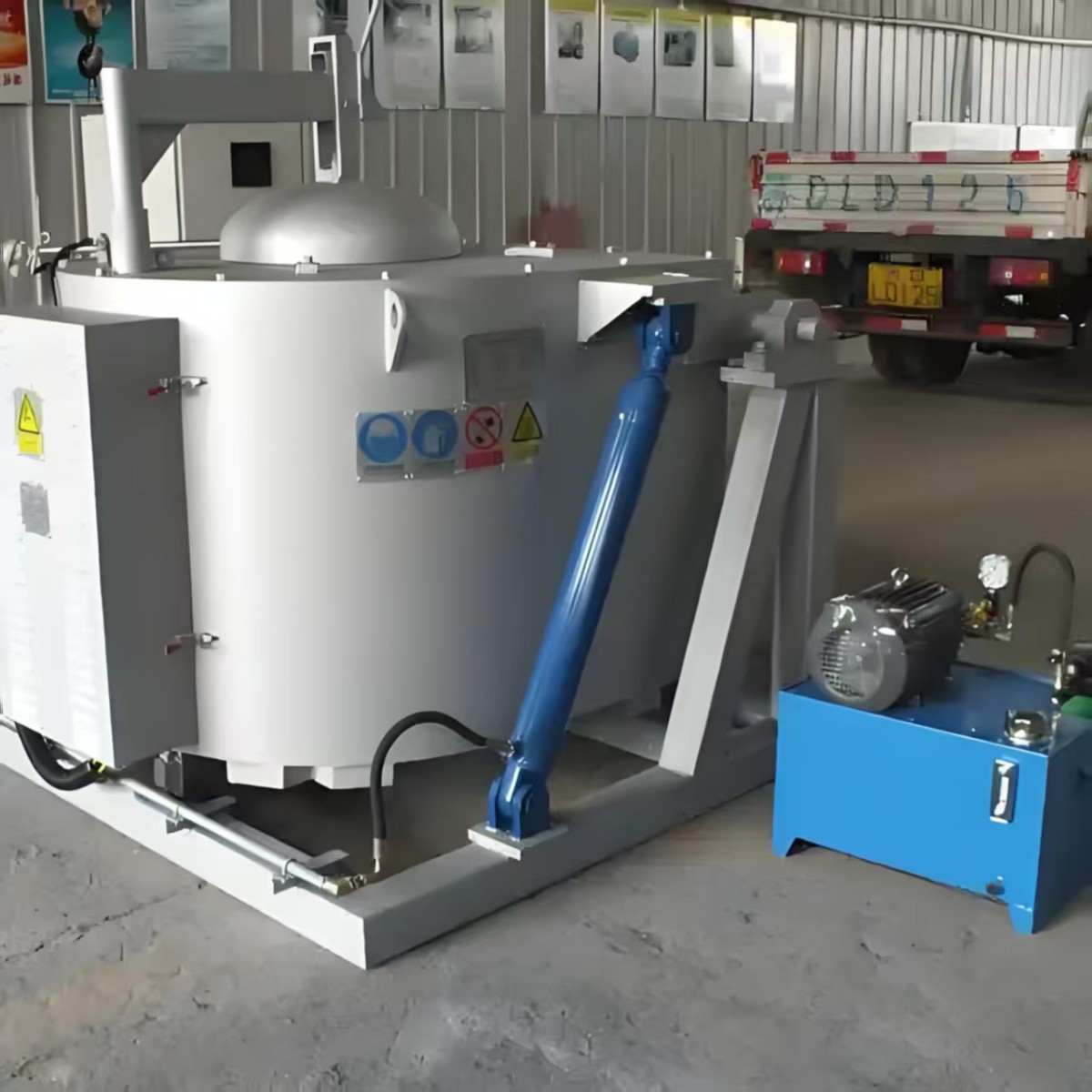 坩埚熔化炉谁家强?老焊工跟你唠唠几家“有料”的牌子